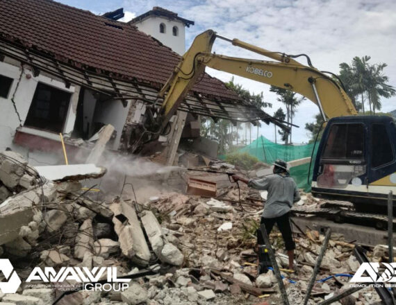 อนาวิล รื้อถอนบ้าน หมู่บ้านเลคไซด์วิลล่า2 6